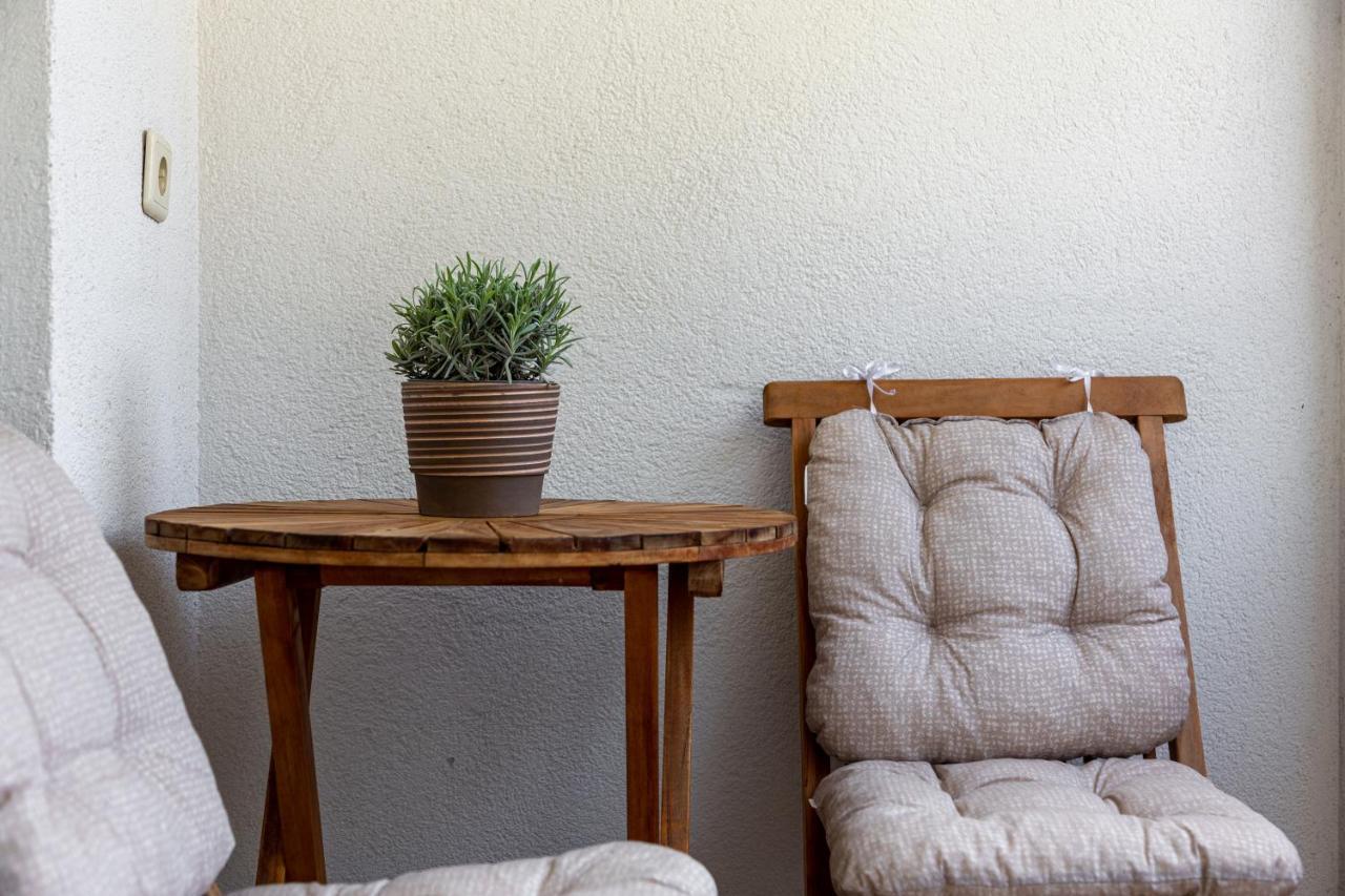 Apartma Petado